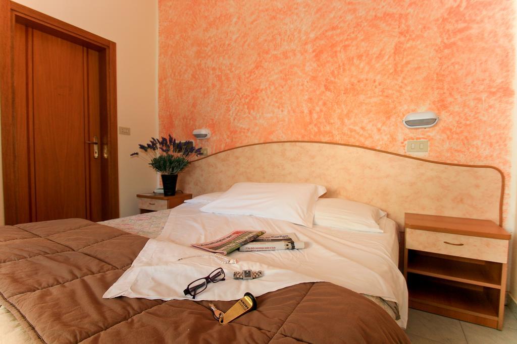 Residence Brown ริมินี ภายนอก รูปภาพ