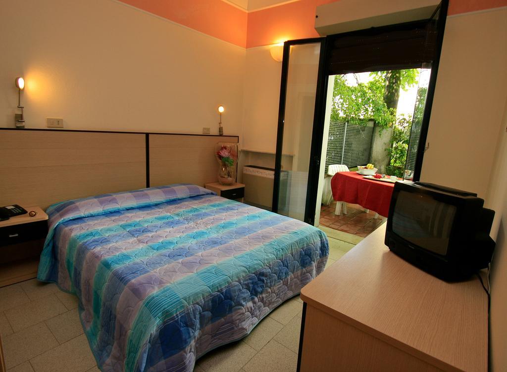 Residence Brown ริมินี ภายนอก รูปภาพ